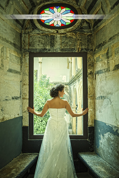 Fotos de novios atrevidas de fotógrafos en jaén. Fotos de boda en Úbeda.