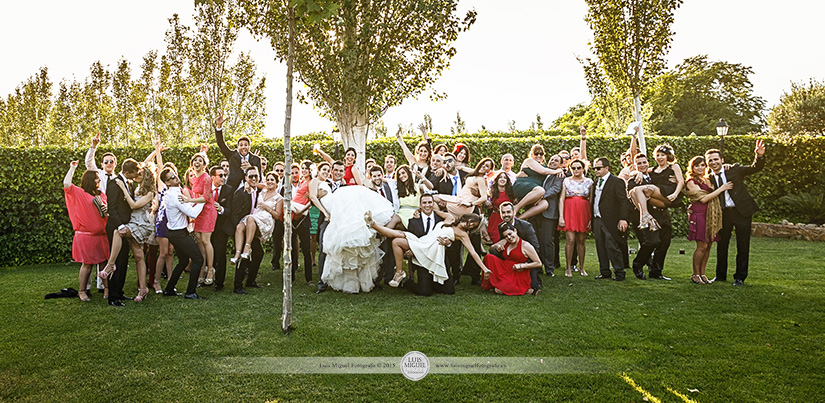 Fotos de boda divertidas y originales en las Caballerizas de la Virgen Fotos de boda divertidas y originales en las Caballerizas de la Virgen