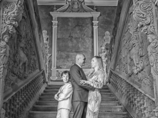 Fotograf&iacute;a de Comuni&oacute;n con familia en Baeza (Ja&eacute;n)