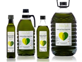 Fotografia de producto para la marca de aceite de oliva Andres Aguilar