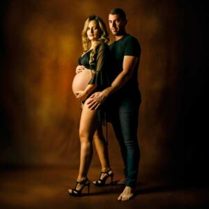 Reserva de sesión de embarazada en exteriores o estudio